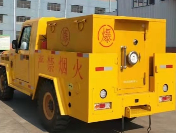 项城凯龙爆破器材运输车：保障爆破任务的安全运行