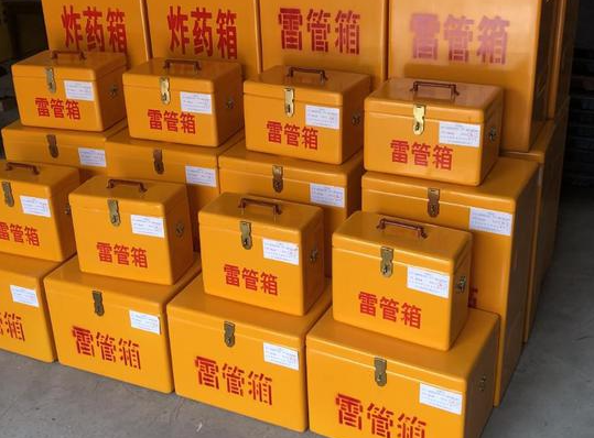 项城玻璃钢雷管箱的使用寿命一般是多少？